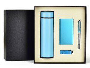 Подарочный набор 4в1 (Термокружка, флешка, ручка, power bank) QY336-4